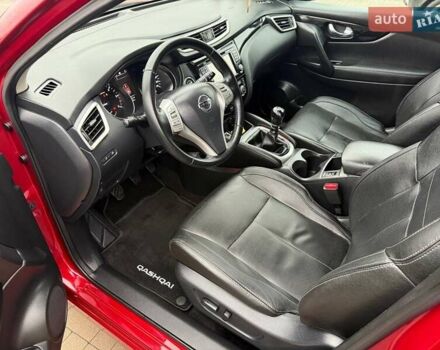Красный Ниссан Кашкай, объемом двигателя 1.5 л и пробегом 228 тыс. км за 14500 $, фото 16 на Automoto.ua