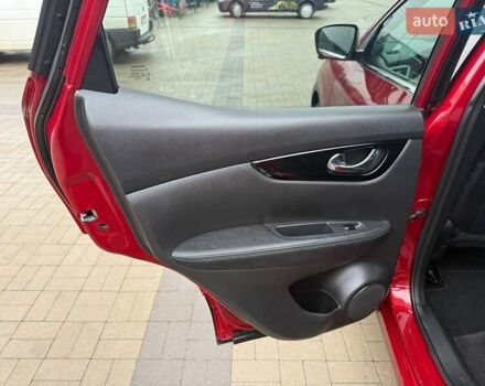 Красный Ниссан Кашкай, объемом двигателя 1.5 л и пробегом 228 тыс. км за 14500 $, фото 23 на Automoto.ua