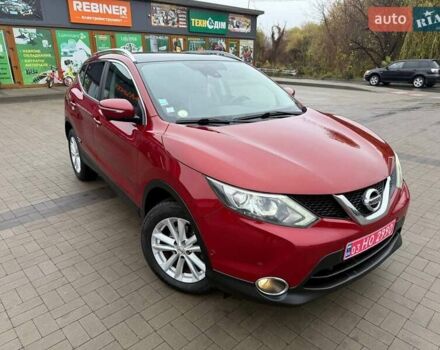Красный Ниссан Кашкай, объемом двигателя 1.5 л и пробегом 228 тыс. км за 14500 $, фото 1 на Automoto.ua