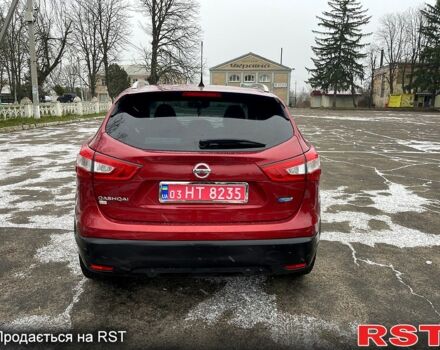 Красный Ниссан Кашкай, объемом двигателя 1.5 л и пробегом 215 тыс. км за 14350 $, фото 3 на Automoto.ua
