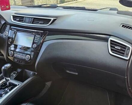 Красный Ниссан Кашкай, объемом двигателя 1.6 л и пробегом 233 тыс. км за 14850 $, фото 37 на Automoto.ua