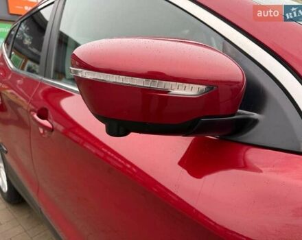 Красный Ниссан Кашкай, объемом двигателя 1.5 л и пробегом 228 тыс. км за 14500 $, фото 8 на Automoto.ua