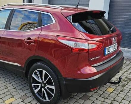 Красный Ниссан Кашкай, объемом двигателя 1.6 л и пробегом 233 тыс. км за 14850 $, фото 12 на Automoto.ua