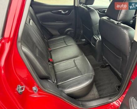 Красный Ниссан Кашкай, объемом двигателя 1.5 л и пробегом 228 тыс. км за 14500 $, фото 21 на Automoto.ua