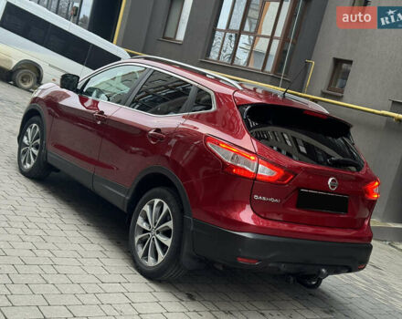 Красный Ниссан Кашкай, объемом двигателя 1.6 л и пробегом 217 тыс. км за 14950 $, фото 19 на Automoto.ua