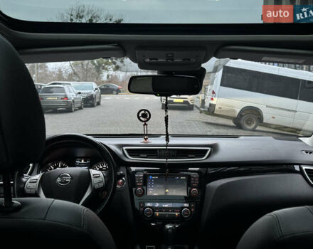 Красный Ниссан Кашкай, объемом двигателя 1.6 л и пробегом 217 тыс. км за 14950 $, фото 26 на Automoto.ua