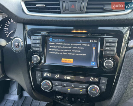 Червоний Ніссан Кашкай, об'ємом двигуна 1.6 л та пробігом 105 тис. км за 16300 $, фото 37 на Automoto.ua