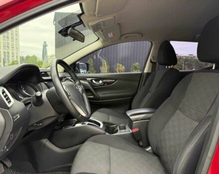 Красный Ниссан Кашкай, объемом двигателя 1.2 л и пробегом 70 тыс. км за 14300 $, фото 7 на Automoto.ua