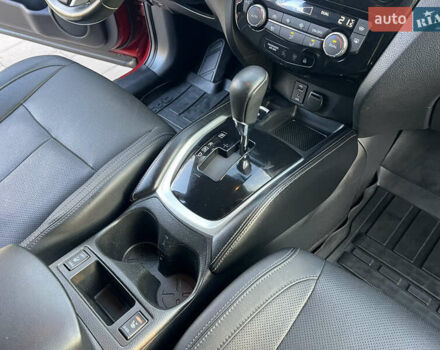 Красный Ниссан Кашкай, объемом двигателя 1.6 л и пробегом 105 тыс. км за 16600 $, фото 40 на Automoto.ua