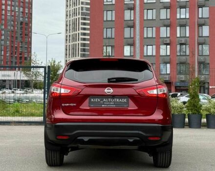 Красный Ниссан Кашкай, объемом двигателя 1.2 л и пробегом 70 тыс. км за 14300 $, фото 1 на Automoto.ua