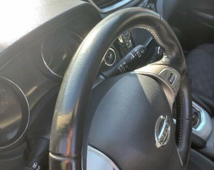 Красный Ниссан Кашкай, объемом двигателя 1.2 л и пробегом 120 тыс. км за 13800 $, фото 3 на Automoto.ua