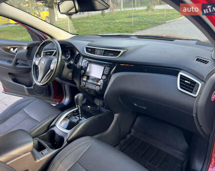 Червоний Ніссан Кашкай, об'ємом двигуна 1.6 л та пробігом 105 тис. км за 16300 $, фото 43 на Automoto.ua