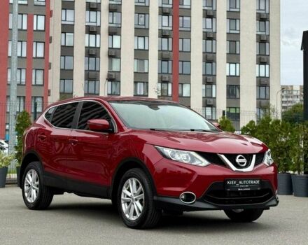 Красный Ниссан Кашкай, объемом двигателя 1.2 л и пробегом 70 тыс. км за 14300 $, фото 5 на Automoto.ua