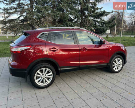 Красный Ниссан Кашкай, объемом двигателя 1.6 л и пробегом 105 тыс. км за 15900 $, фото 17 на Automoto.ua