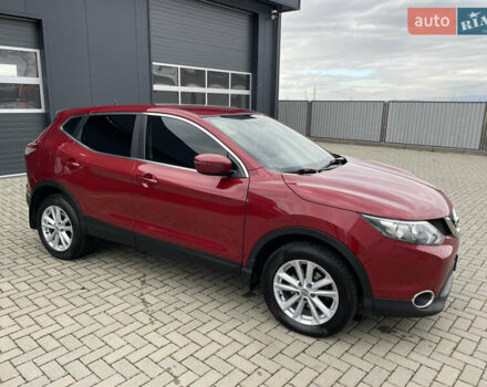 Ниссан Кашкай 2017 в Мукачеве на Automoto.ua Красный Ниссан Кашкай, объемом двигателя 1.6 л и пробегом 133 тыс. км за 14900 $, фото 10 на Automoto.ua