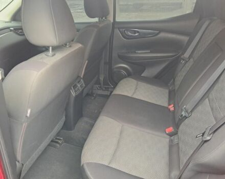 Красный Ниссан Кашкай, объемом двигателя 2 л и пробегом 147 тыс. км за 14500 $, фото 6 на Automoto.ua