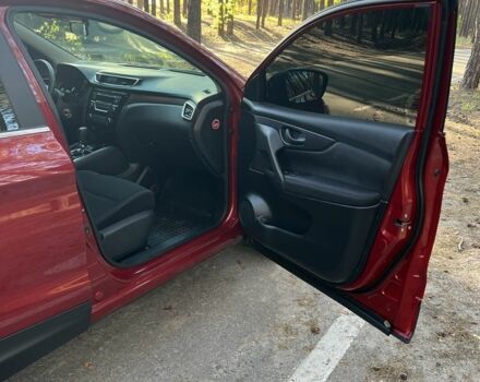 Красный Ниссан Кашкай, объемом двигателя 1.2 л и пробегом 130 тыс. км за 13900 $, фото 15 на Automoto.ua