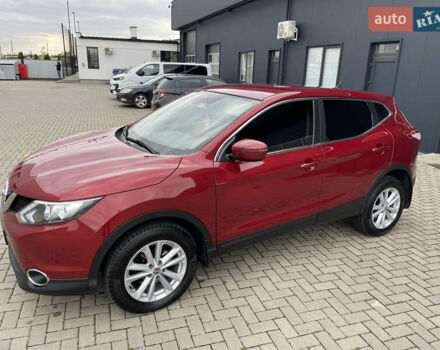 Ниссан Кашкай 2017 в Мукачеве на Automoto.ua Красный Ниссан Кашкай, объемом двигателя 1.6 л и пробегом 133 тыс. км за 14900 $, фото 5 на Automoto.ua