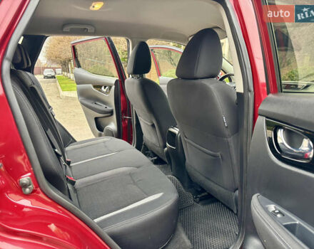 Червоний Ніссан Кашкай, об'ємом двигуна 1.2 л та пробігом 140 тис. км за 12200 $, фото 25 на Automoto.ua