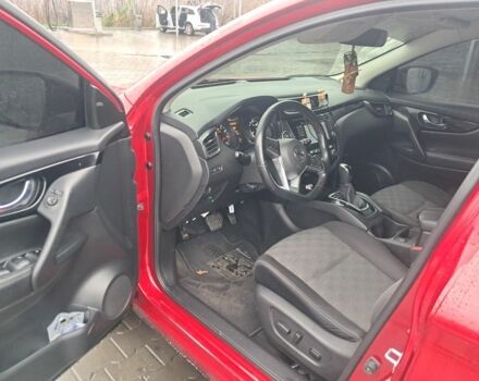 Красный Ниссан Кашкай, объемом двигателя 2 л и пробегом 147 тыс. км за 14500 $, фото 4 на Automoto.ua