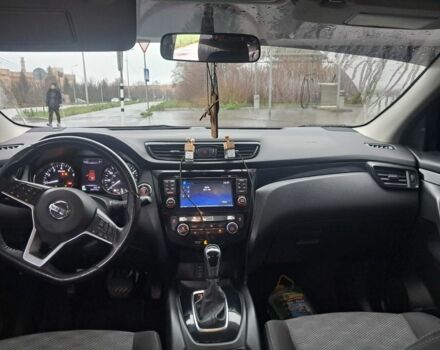 Красный Ниссан Кашкай, объемом двигателя 2 л и пробегом 147 тыс. км за 14500 $, фото 5 на Automoto.ua