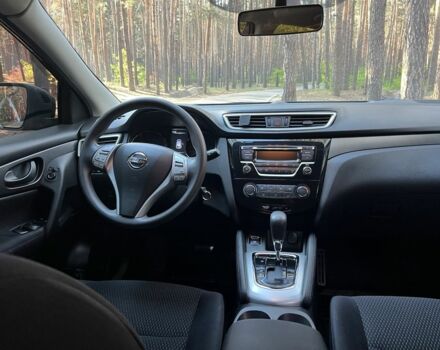 Красный Ниссан Кашкай, объемом двигателя 1.2 л и пробегом 130 тыс. км за 13900 $, фото 18 на Automoto.ua