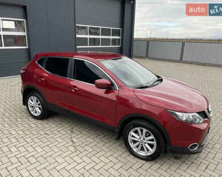 Ниссан Кашкай 2017 в Мукачеве на Automoto.ua Красный Ниссан Кашкай, объемом двигателя 1.6 л и пробегом 133 тыс. км за 14900 $, фото 9 на Automoto.ua