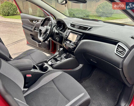 Червоний Ніссан Кашкай, об'ємом двигуна 1.2 л та пробігом 140 тис. км за 12200 $, фото 24 на Automoto.ua