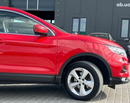 Ніссан Кашкай 2019 у Львові на Automoto.ua Червоний Ніссан Кашкай, об'ємом двигуна 1.2 л та пробігом 101 тис. км за 15990 $, фото 4 на Automoto.ua