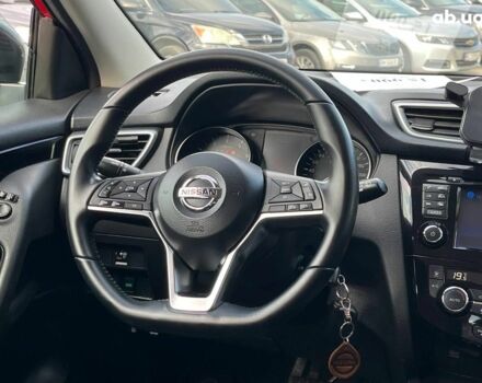 Ніссан Кашкай 2019 у Львові на Automoto.ua Червоний Ніссан Кашкай, об'ємом двигуна 1.2 л та пробігом 101 тис. км за 15990 $, фото 31 на Automoto.ua