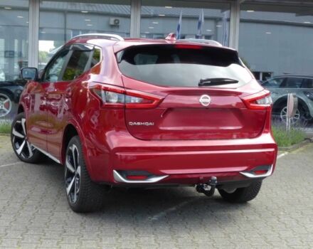 Красный Ниссан Кашкай, объемом двигателя 1.4 л и пробегом 44 тыс. км за 12000 $, фото 2 на Automoto.ua