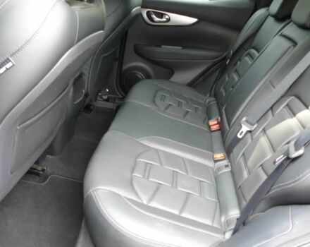 Красный Ниссан Кашкай, объемом двигателя 1.4 л и пробегом 44 тыс. км за 12000 $, фото 10 на Automoto.ua