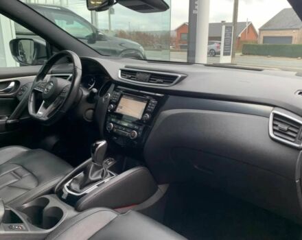 Красный Ниссан Кашкай, объемом двигателя 1.6 л и пробегом 48 тыс. км за 9000 $, фото 8 на Automoto.ua