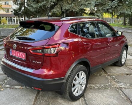 Красный Ниссан Кашкай, объемом двигателя 2 л и пробегом 87 тыс. км за 16800 $, фото 4 на Automoto.ua