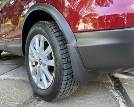 Красный Ниссан Кашкай, объемом двигателя 2 л и пробегом 87 тыс. км за 16800 $, фото 8 на Automoto.ua