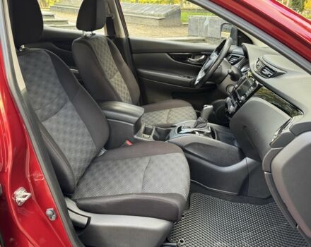 Красный Ниссан Кашкай, объемом двигателя 2 л и пробегом 87 тыс. км за 16800 $, фото 20 на Automoto.ua