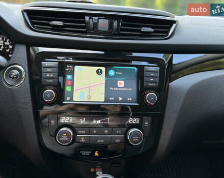 Красный Ниссан Кашкай, объемом двигателя 2 л и пробегом 54 тыс. км за 17800 $, фото 60 на Automoto.ua