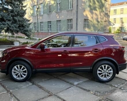 Красный Ниссан Кашкай, объемом двигателя 2 л и пробегом 87 тыс. км за 16800 $, фото 1 на Automoto.ua