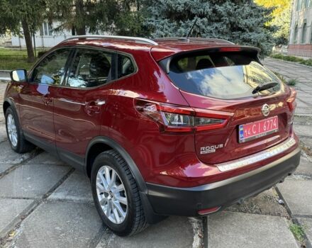 Красный Ниссан Кашкай, объемом двигателя 2 л и пробегом 87 тыс. км за 16800 $, фото 2 на Automoto.ua