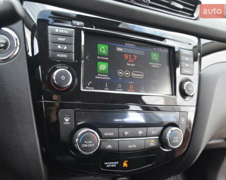 Червоний Ніссан Кашкай, об'ємом двигуна 2 л та пробігом 54 тис. км за 17999 $, фото 46 на Automoto.ua