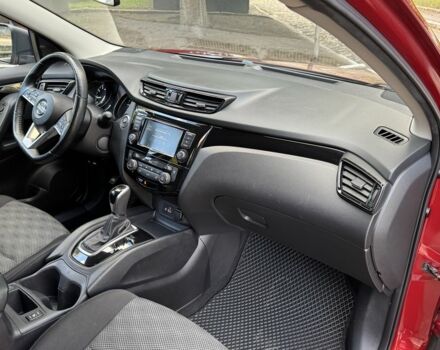 Красный Ниссан Кашкай, объемом двигателя 2 л и пробегом 87 тыс. км за 16800 $, фото 19 на Automoto.ua