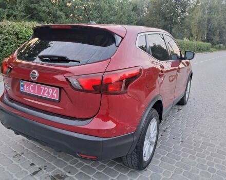 Красный Ниссан Кашкай, объемом двигателя 2 л и пробегом 122 тыс. км за 12700 $, фото 1 на Automoto.ua