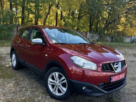 Червоний Ніссан Кашкай, об'ємом двигуна 1.5 л та пробігом 242 тис. км за 9600 $, фото 1 на Automoto.ua