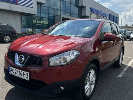 Червоний Ніссан Кашкай, об'ємом двигуна 2 л та пробігом 300 тис. км за 10000 $, фото 1 на Automoto.ua