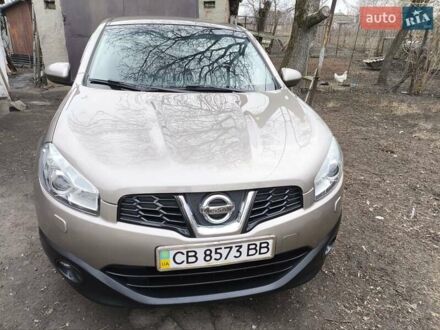 Ниссан Кашкай 2011 в Конотопе на Automoto.ua Красный Ниссан Кашкай, объемом двигателя 2 л и пробегом 153 тыс. км за 10800 $, фото 1 на Automoto.ua