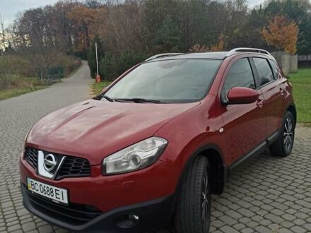 Красный Ниссан Кашкай, объемом двигателя 2 л и пробегом 117 тыс. км за 11100 $, фото 1 на Automoto.ua