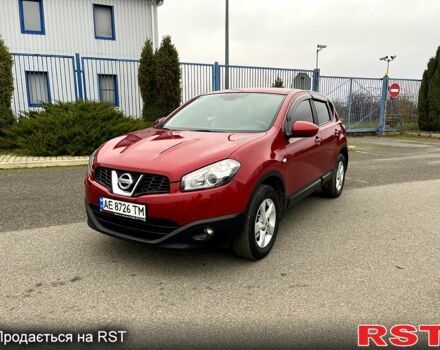 Червоний Ніссан Кашкай, об'ємом двигуна 2 л та пробігом 61 тис. км за 11400 $, фото 1 на Automoto.ua
