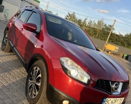 Червоний Ніссан Кашкай, об'ємом двигуна 1.5 л та пробігом 300 тис. км за 8850 $, фото 1 на Automoto.ua