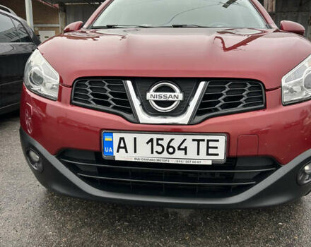 Красный Ниссан Кашкай, объемом двигателя 2 л и пробегом 82 тыс. км за 12499 $, фото 1 на Automoto.ua
