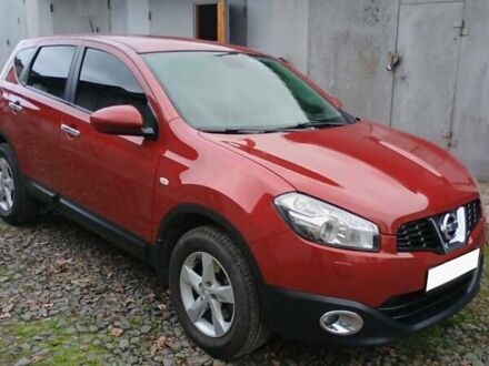 Красный Ниссан Кашкай, объемом двигателя 1.6 л и пробегом 67 тыс. км за 11600 $, фото 1 на Automoto.ua
